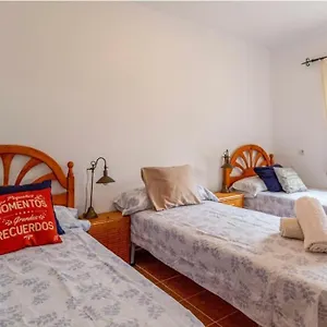 Almotaje, Numero 3 Сasa de vacaciones Málaga